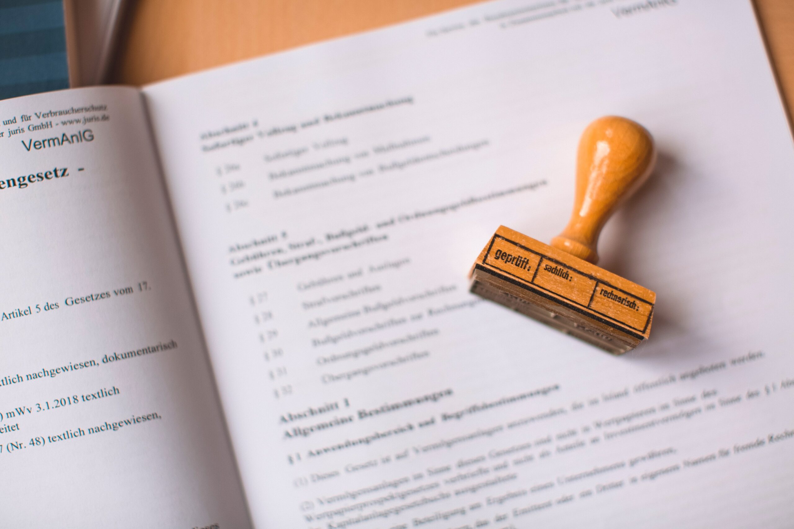 Stempel auf weißem Papier